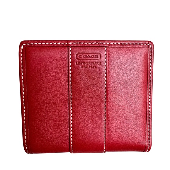 NEW Coach Red Leather Small Wallet Glove Tanned Leather Trimmed Women’s - Picture 3 of 12